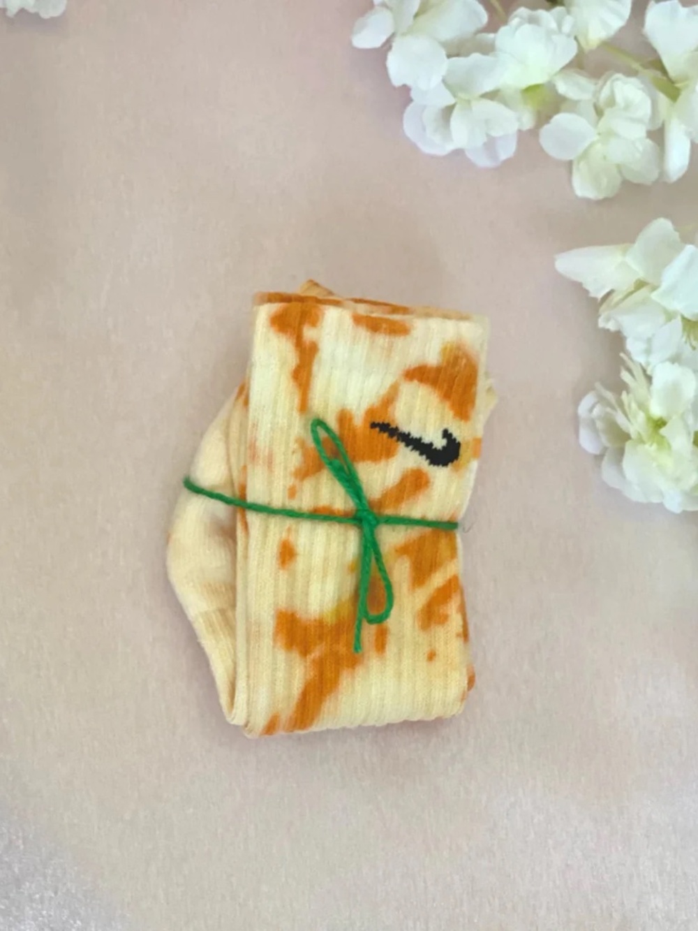 Orange Creamsicle Tie Dye Crew Socks Youth Medium - Picture 2 of 3